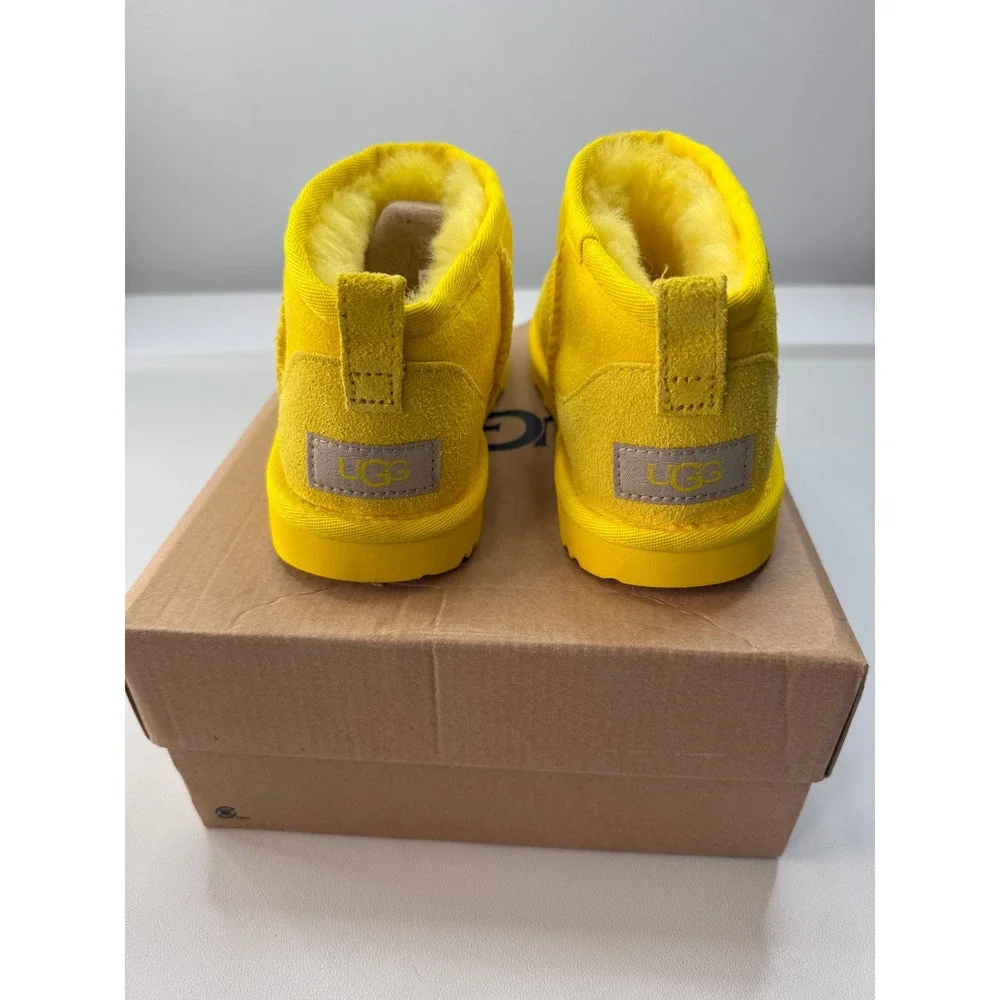 UGG Kids Classic Ultra Mini Canary Yellow Suede Ankle Boots 1130750K Size 2 NEW